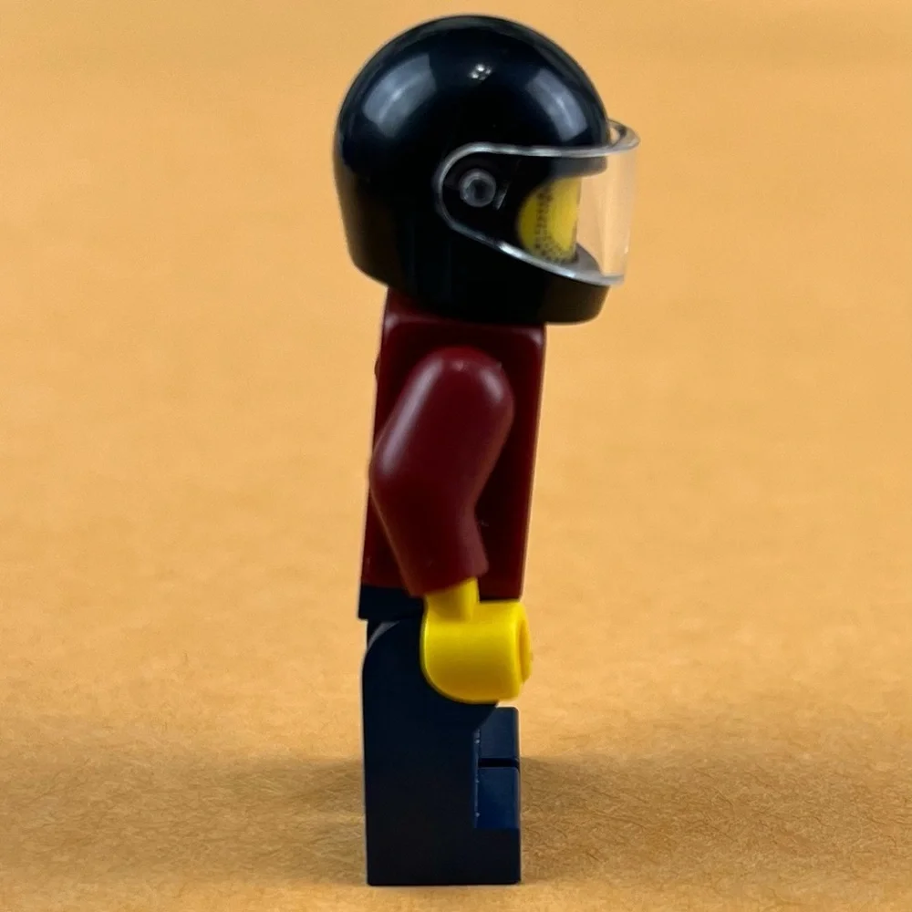 LEGO Speed Champions Ferrari F8 Tributo Driver Minifigure sc082 2